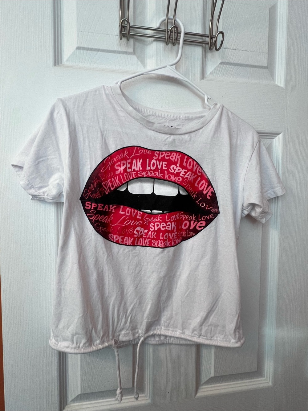 White T-Shirt with Pink & Red Lip Graphic - Speak Love